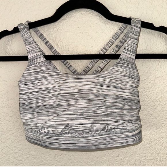 Lululemon size 4 bra top - Picture 3 of 4